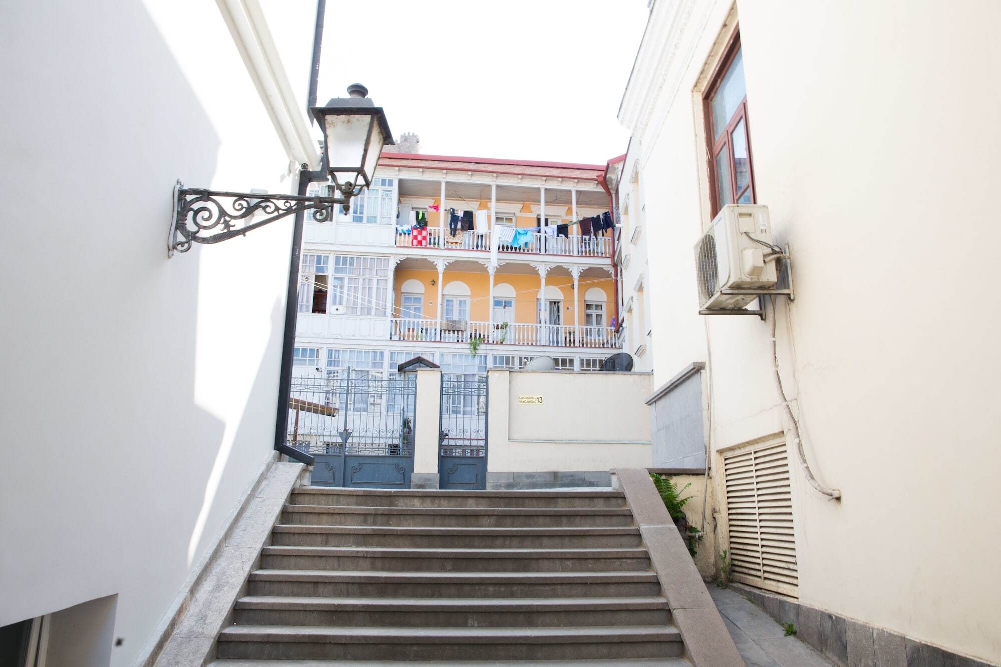 Meidan Suites Tbilisi Exterior photo